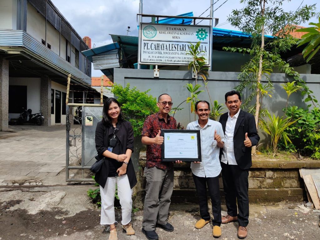 Listrik Hijau Makin Diminati, PLN Salurkan 1.400 unit REC ke Sebelas Perusahaan di Bali
