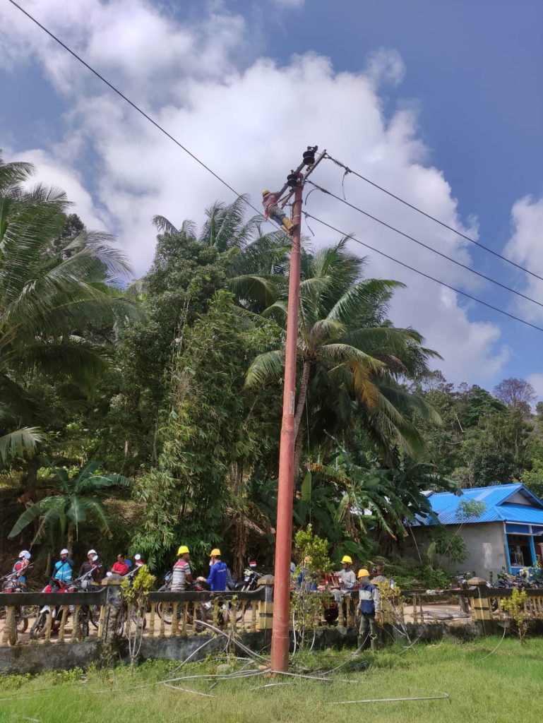 PLN Bahu-Membahu dengan Pemda, TNI, dan Polri Demi Pulihkan Kelistrikan di Pulau Serasan Natuna Pascalongsor
