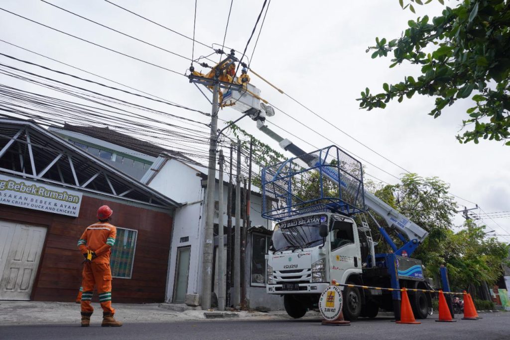 Jelang Perayaan Nyepi, PLN Pastikan Pasokan Listrik Aman, Prediksi Beban Puncak di Bali Turun Hingga 40 Persen