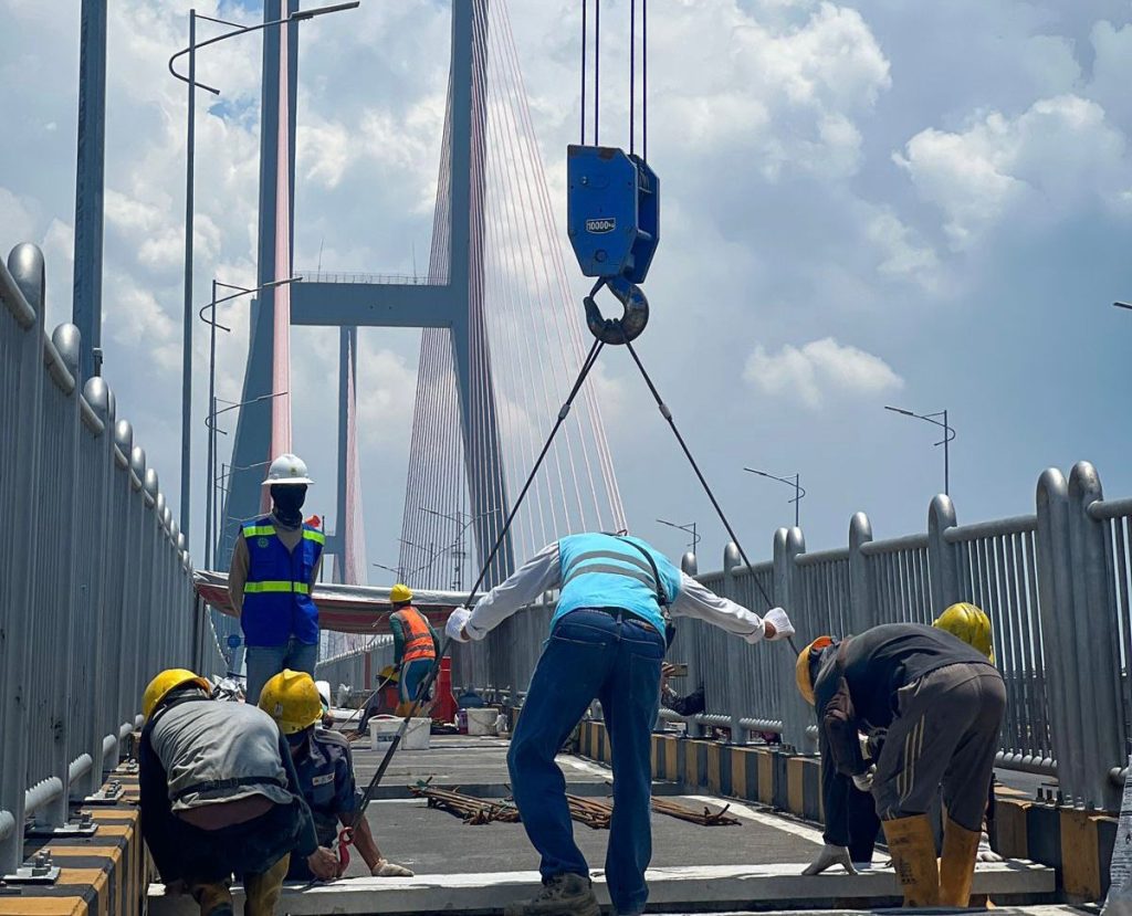 Pastikan Pasokan Listrik Andal Saat Ramadan, PLN Rampungkan Jaringan Tegangan Tinggi Kedinding-Bangkalan