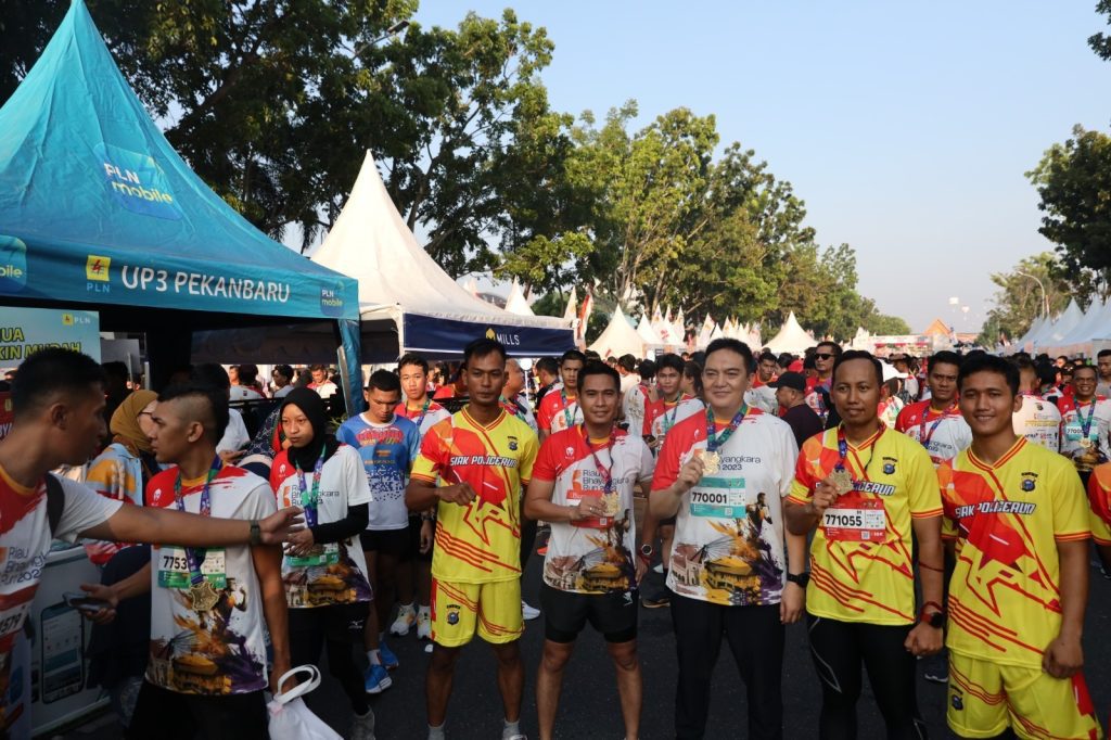 Hadirkan Listrik Berkualitas Selama Gelaran Riau Bhayangkara Run 2023, Kapolda Riau Apresiasi PLN
