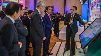 AIPF Dibuka Presiden, PLN Paparkan _Green Enabling Supergrid_ hingga Rampungnya PLTS Terapung Cirata
