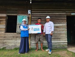 Hari Listrik Nasional ke-78, PLN Lakukan Penyalaan Serentak Program _Light Up The Dream_ Kepada 56 Keluarga Kurang Mampu di Riau dan Kepulauan Riau