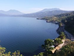 Gandeng ACWA Power, PLN Bangun 2 PLTS Terapung Lagi di Jabar dan Sumbar