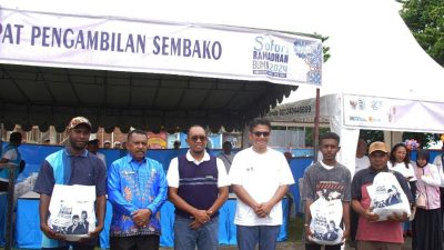 Safari Ramadan BUMN, PLN Hadirkan 1.000 Paket Sembako Murah untuk Masyarakat Nabire