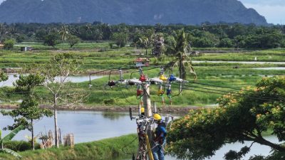 Akhirnya, 33 Dusun Terpencil Sulawesi Selatan Dilistriki PLN, Menyala 24 Jam!