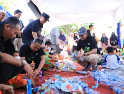Gelar Aksi Bersih dan Olah Sampah, PLN Berkolaborasi dengan Masyarakat Pelestari Lingkungan serta Perkumpulan Pengelola Sampah dan Bank Sampah Nusantara di Pekanbaru