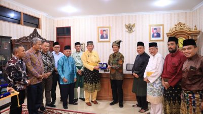Sinergi Bersama Tokoh Adat, GM PLN UIDRKR Silaturahmi dengan Ketua Lembaga Adat Melayu Riau