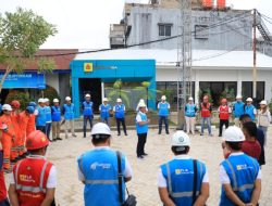 Pastikan Listrik Andal, GM PLN UID RKR Inspeksi Posko Siaga Nataru
