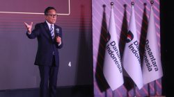 Transformasi Berorientasi Pelanggan, PLN Raih Sector Champion dan Runner Up BUMN Layanan Terbaik Danantara Indonesia CX100 Award 2026